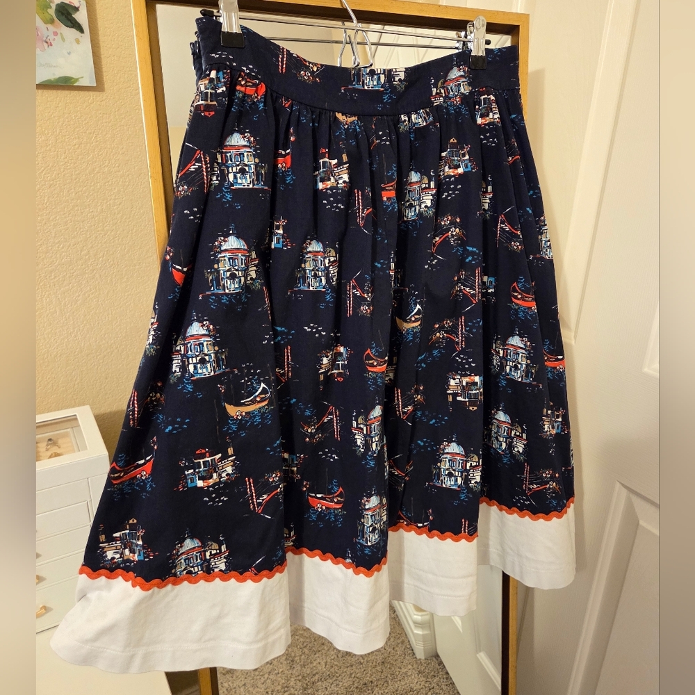Lindy Bop Cordelia Skirt In Venice Print Size UK 12 US 8 - Picture 2 of 5